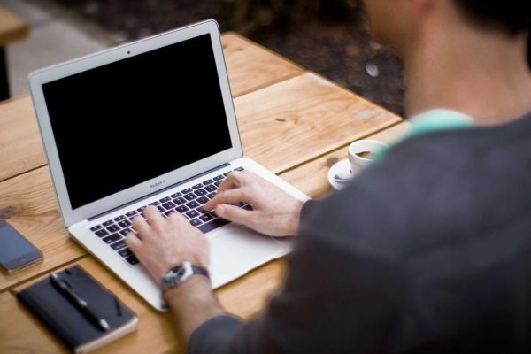 Featured: Should You Pay Off Your Mortgage Early or Invest the Extra Cash? Real Scenarios With Actual Numbers